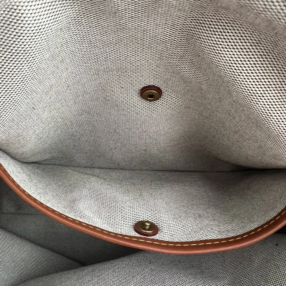 Coach Rogue 39, Maple & Brass - Picture 9 of 15